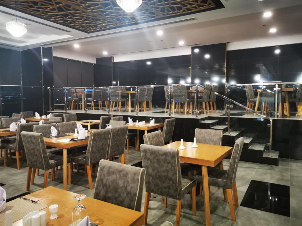 Parkside Plaza Muscat Hotel Exterior foto